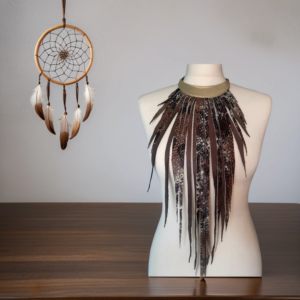 Collar tribal animal print negro