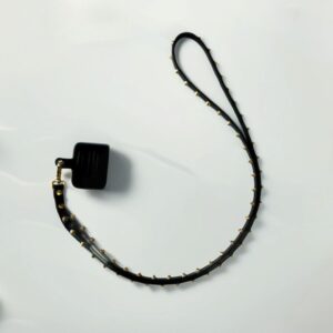 Lanyard de cuero marrón oscuro con detalles en dorado