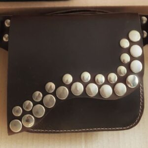 Riñonera rockera marrón